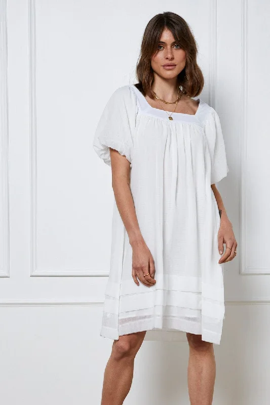 White A Line Dress Short Sleeve Round Neck